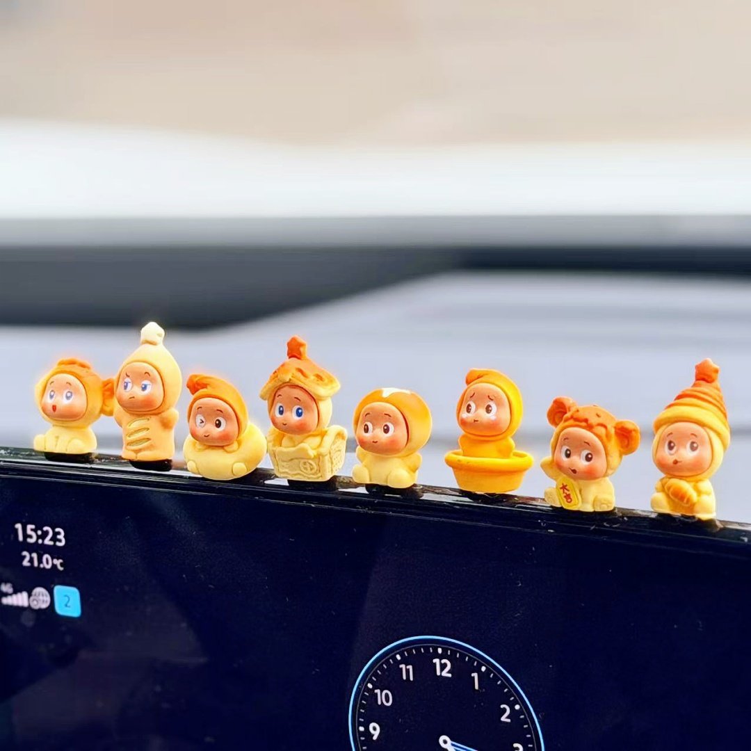 8-Piece Cute Figurine Car Set